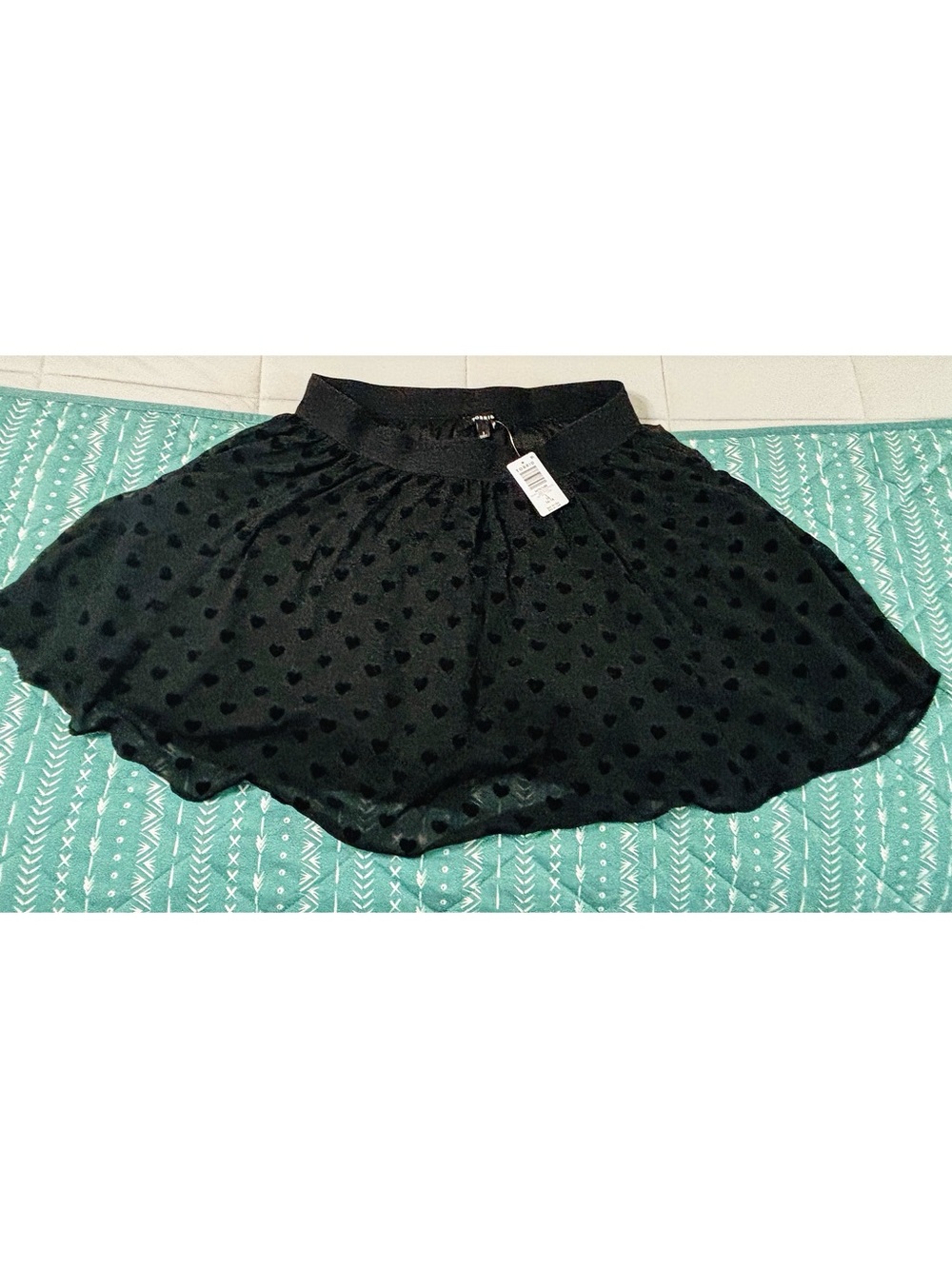 NWT- Torrid Heart Flocked Mini Skater Skirt- Size 1